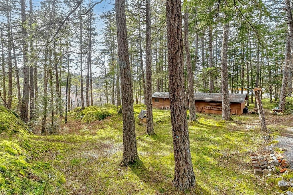 2298 Munn Road, Highlands, BC, V9E 1H5 - 58