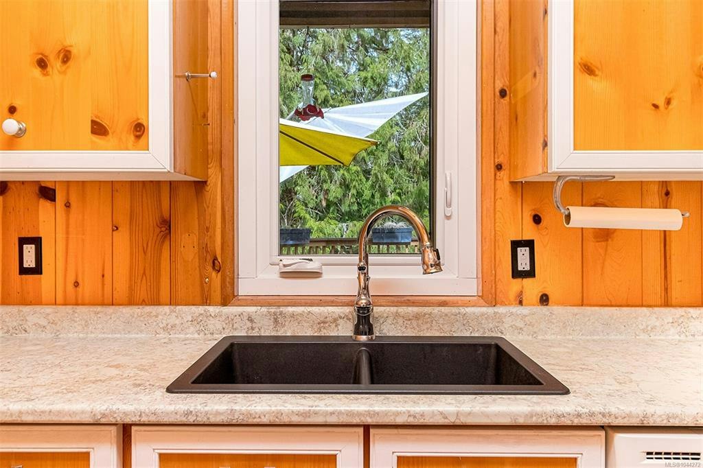 2298 Munn Road, Highlands, BC, V9E 1H5 - 25