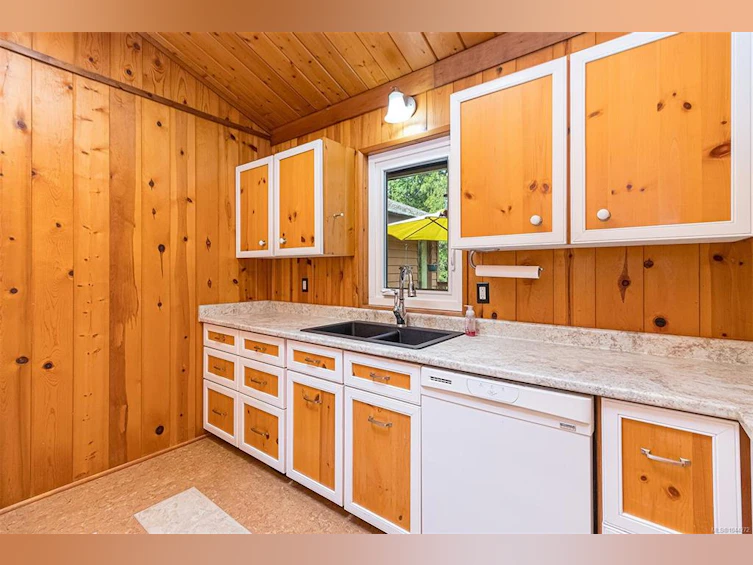 2298 Munn Road, Highlands, BC, V9E 1H5 - 24