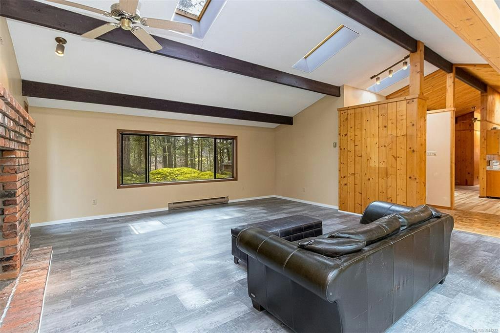 2298 Munn Road, Highlands, BC, V9E 1H5 - 15