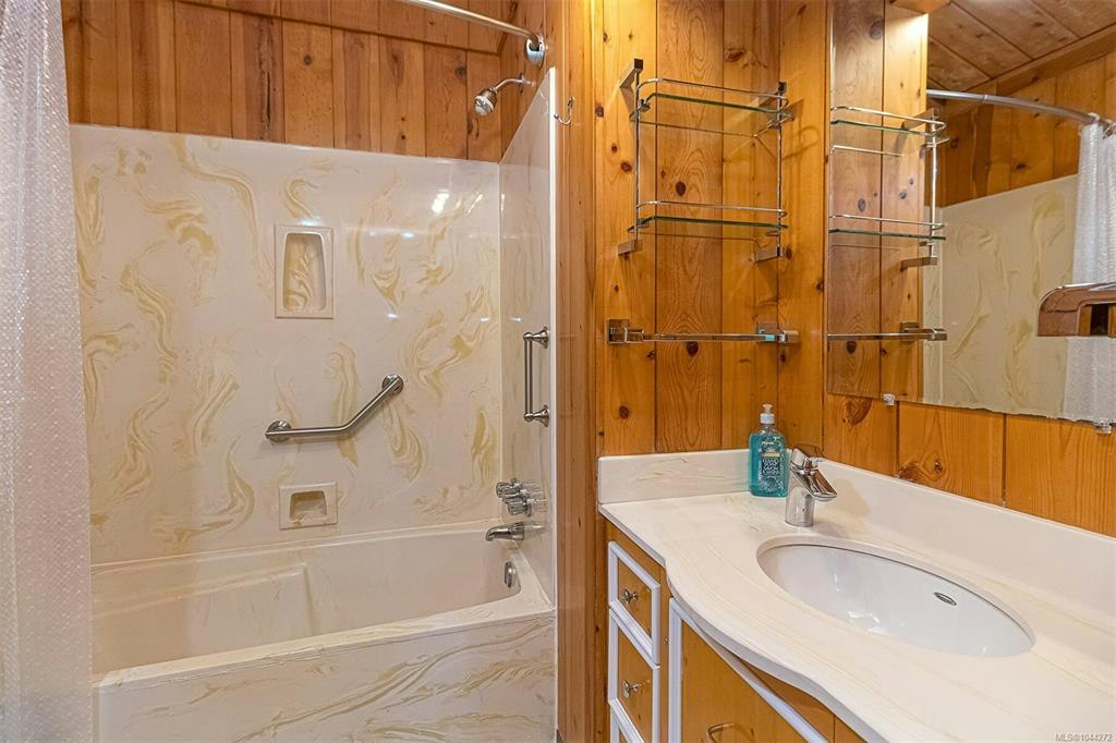 2298 Munn Road, Highlands, BC, V9E 1H5 - 31