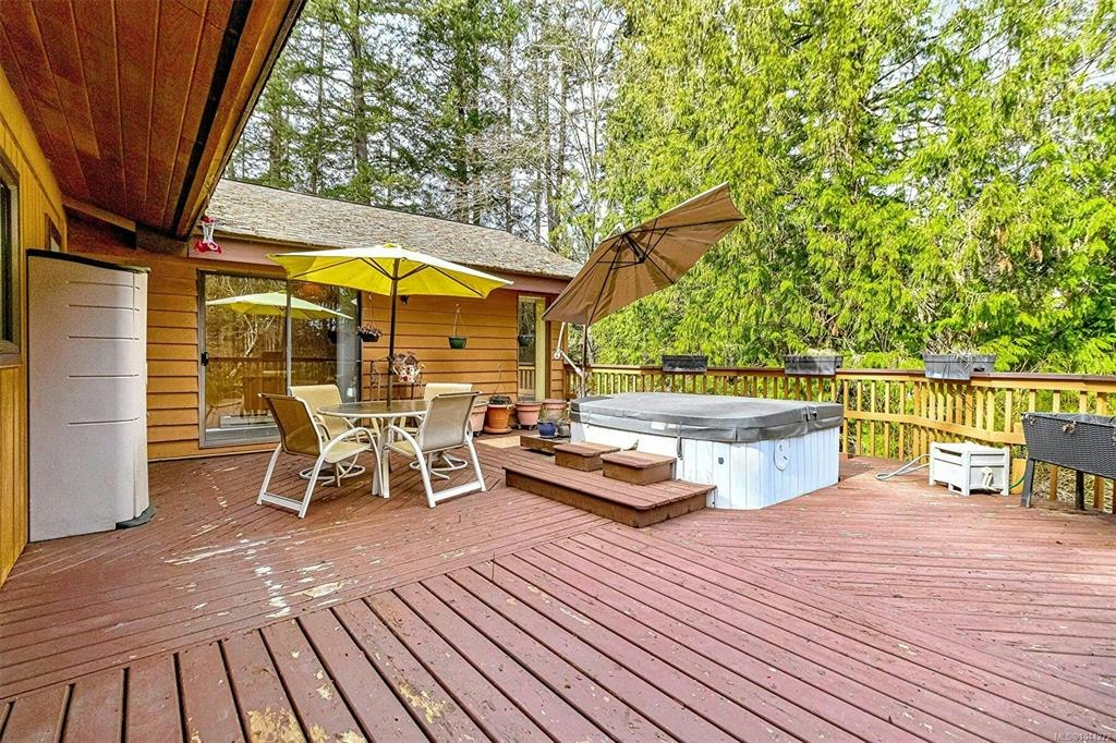 2298 Munn Road, Highlands, BC, V9E 1H5 - 45
