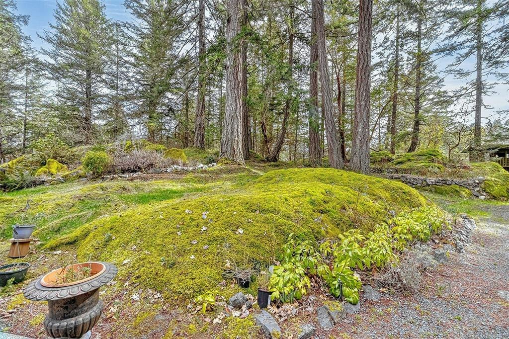 2298 Munn Road, Highlands, BC, V9E 1H5 - 57