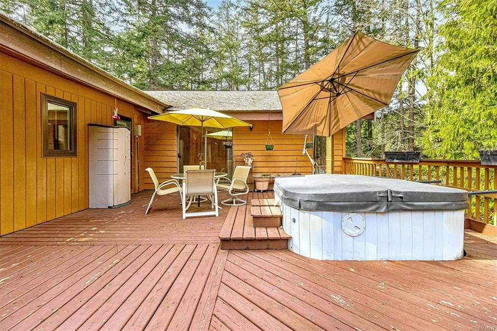 2298 Munn Road, Highlands, BC, V9E 1H5 - 46