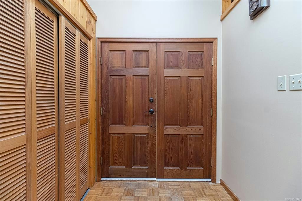 2298 Munn Road, Highlands, BC, V9E 1H5 - 9