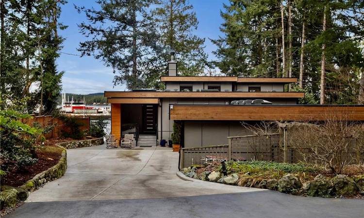 2250 Dolphin Road
