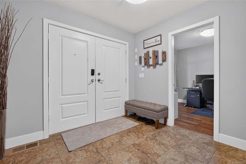 538 Edgewood Drive - 4