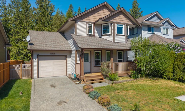 293 Applegreen Avenue