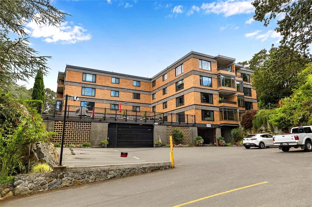 305-2930 Cook Street, Victoria, BC, V8W 3G3 - 49