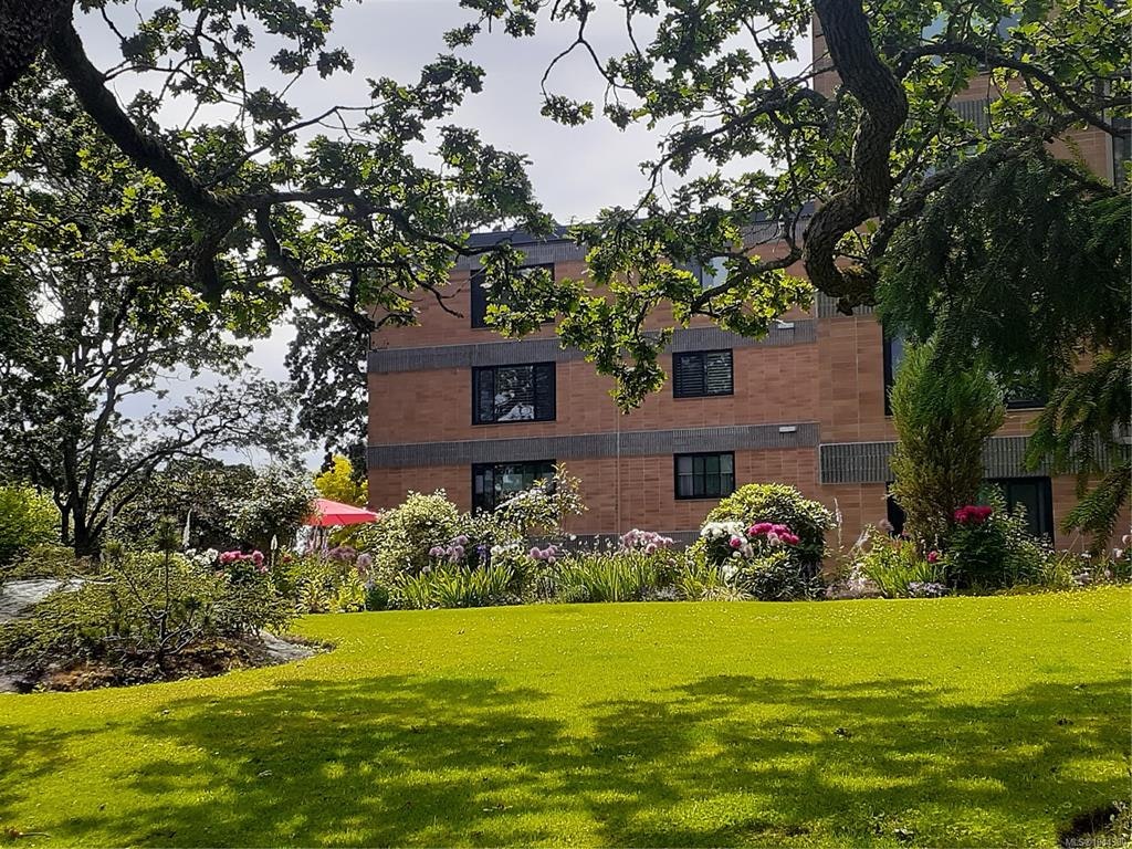 305-2930 Cook Street, Victoria, BC, V8W 3G3 - 70