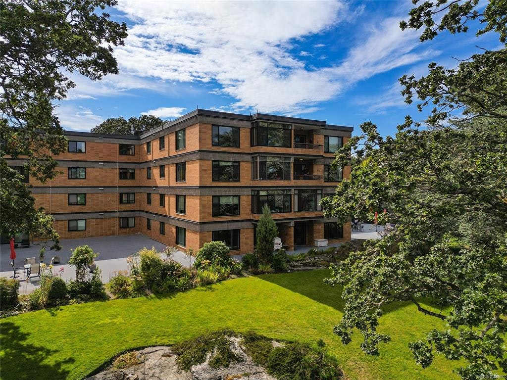 305-2930 Cook Street, Victoria, BC, V8W 3G3 - 20