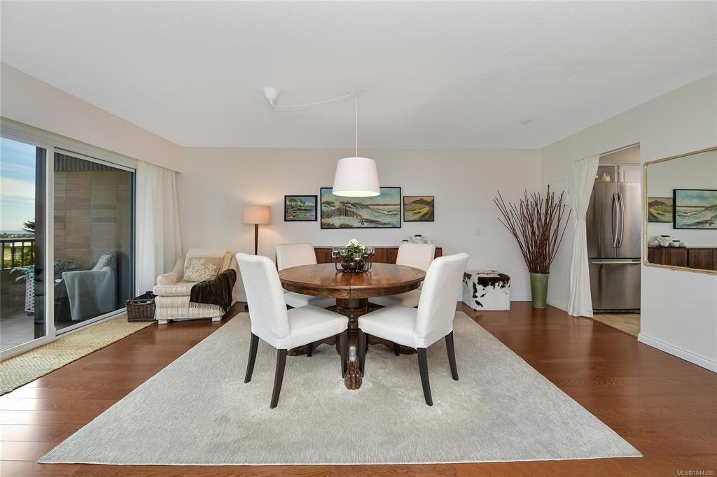 305-2930 Cook Street - 4