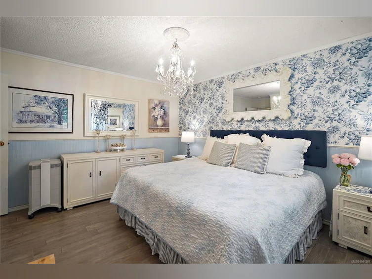 6864 East Saanich Road, Central Saanich, BC, V8Z 5Y9 - 23