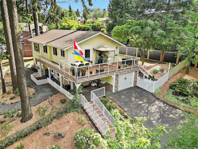 6864 East Saanich Road - 4