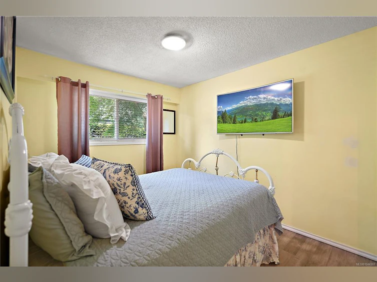 6864 East Saanich Road, Central Saanich, BC, V8Z 5Y9 - 26