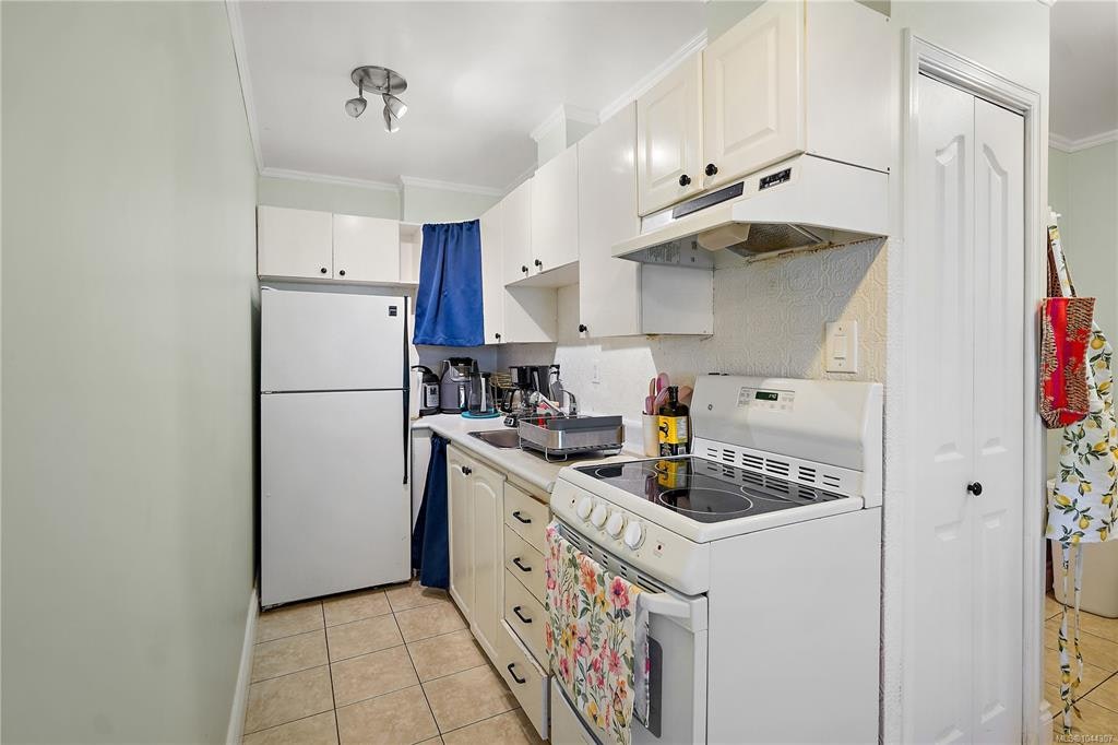 6864 East Saanich Road, Central Saanich, BC, V8Z 5Y9 - 43