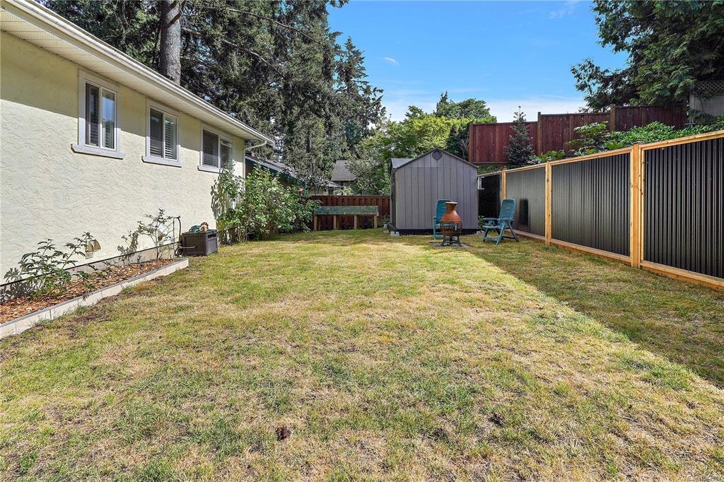 6864 East Saanich Road, Central Saanich, BC, V8Z 5Y9 - 56