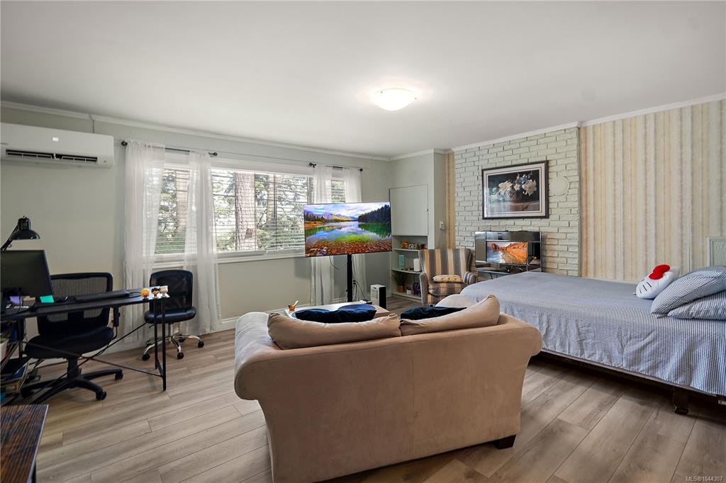 6864 East Saanich Road, Central Saanich, BC, V8Z 5Y9 - 40