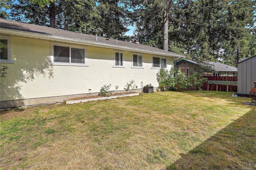 6864 East Saanich Road, Central Saanich, BC, V8Z 5Y9 - 54