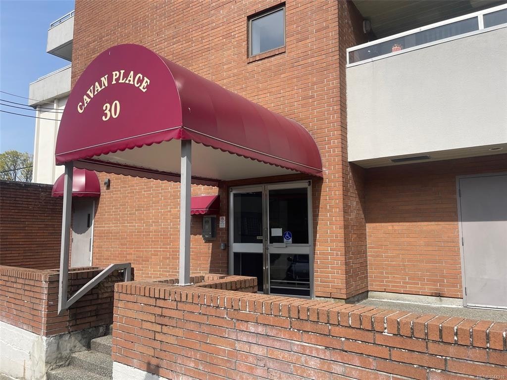 304-30 Cavan Street, Nanaimo, BC, V9R 6K3