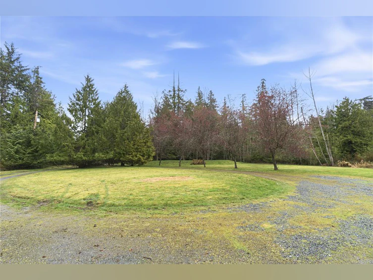 4080 Island Highway, Qualicum Beach, BC, V9K 2B1 - 22