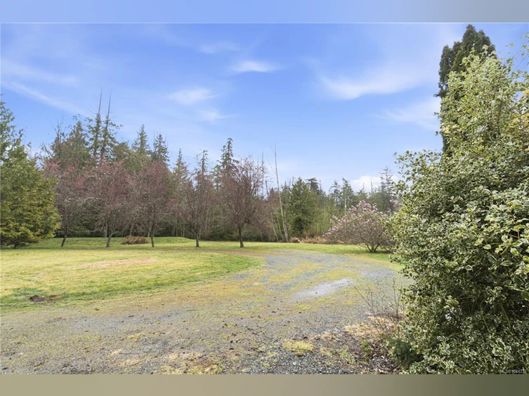 4080 Island Highway, Qualicum Beach, BC, V9K 2B1 - 29