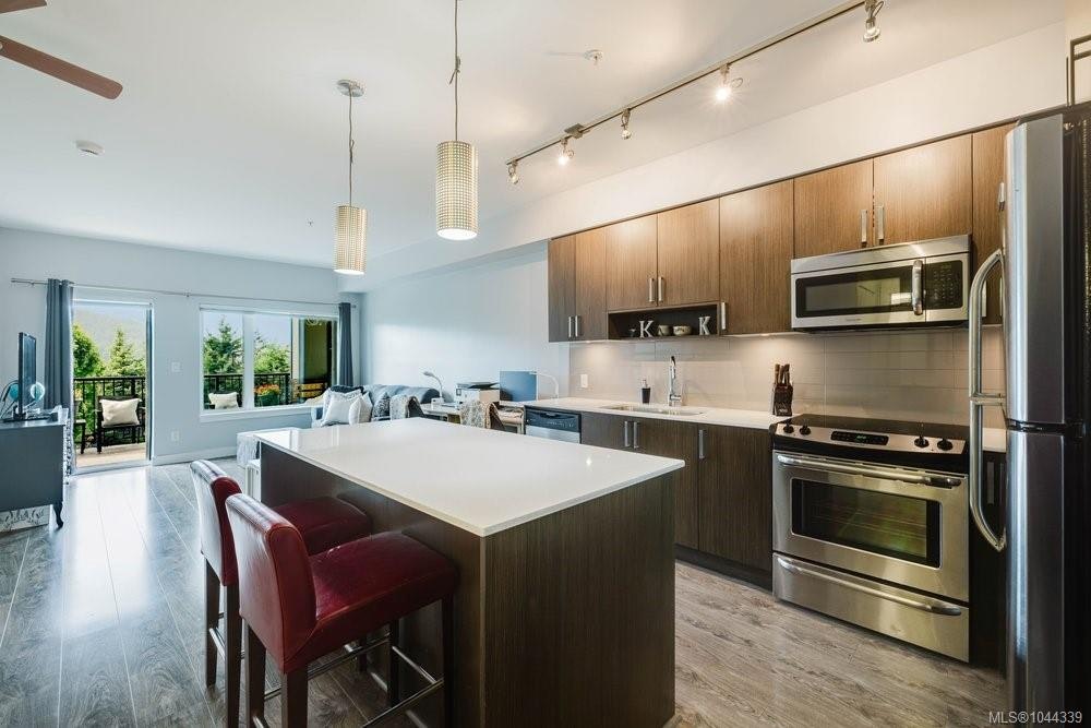 307-286 Wilfert Road - 5