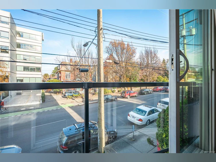 203-1121 Fort Street, Victoria, BC, V8V 3K9 - 19