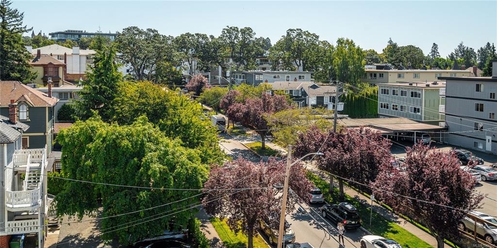 203-1121 Fort Street, Victoria, BC, V8V 3K9 - 26