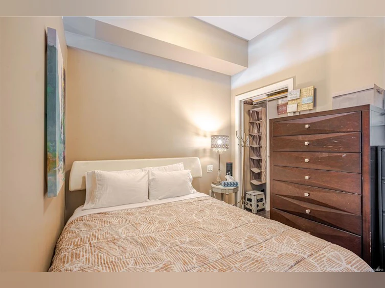 203-1121 Fort Street, Victoria, BC, V8V 3K9 - 15