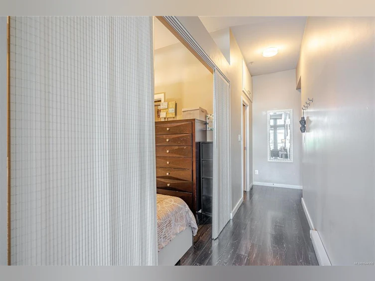 203-1121 Fort Street, Victoria, BC, V8V 3K9 - 14