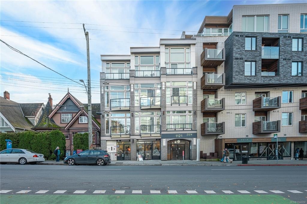 203-1121 Fort Street, Victoria, BC, V8V 3K9
