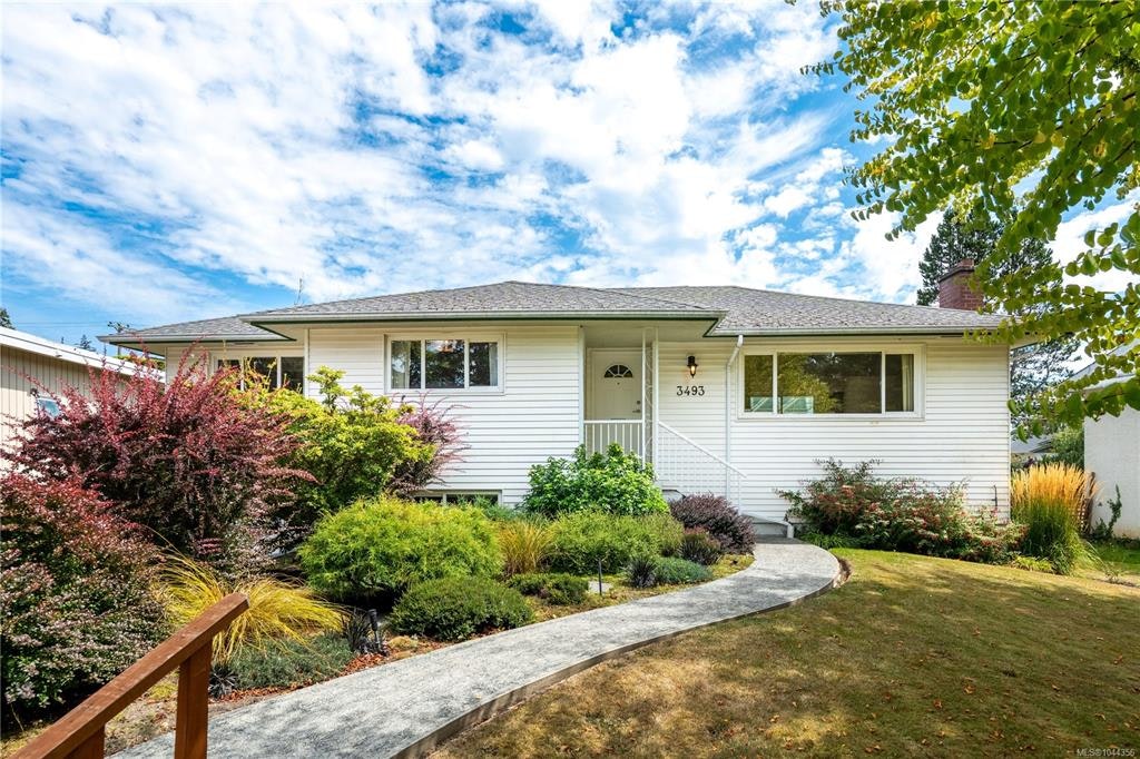3493 Cardiff Place, Oak Bay, BC, V8P 4Y9