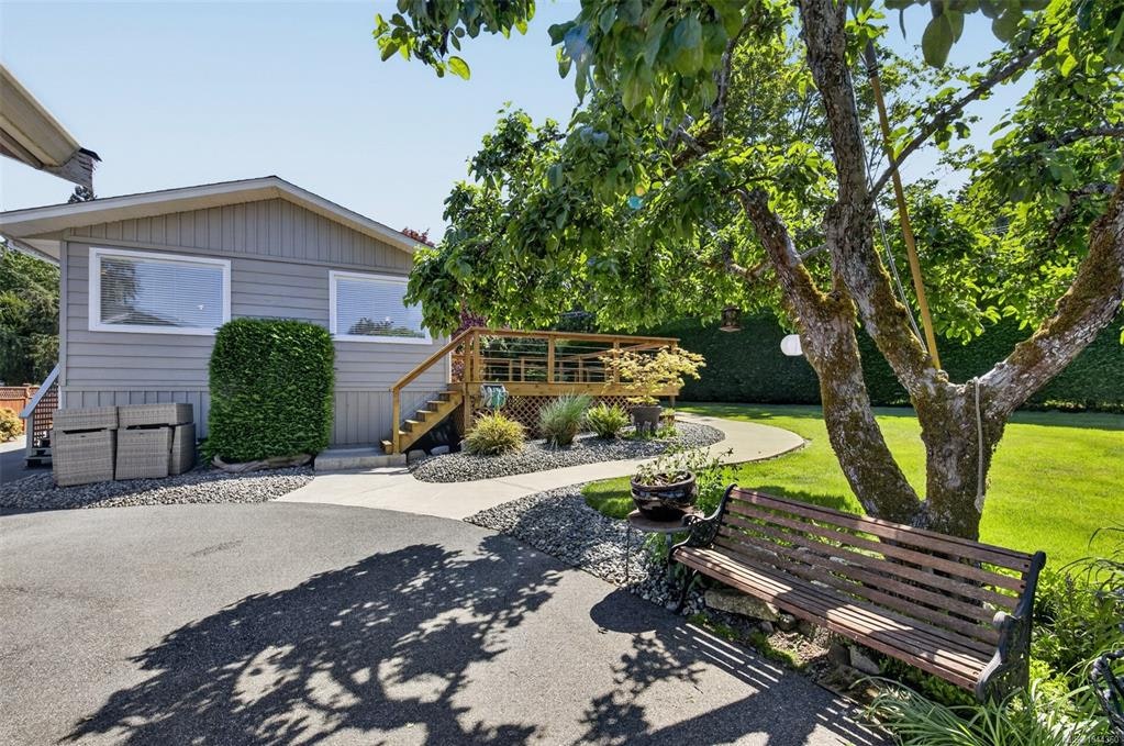3475 Seacloud Road, Saltair, BC, V0R 1K2 - 38
