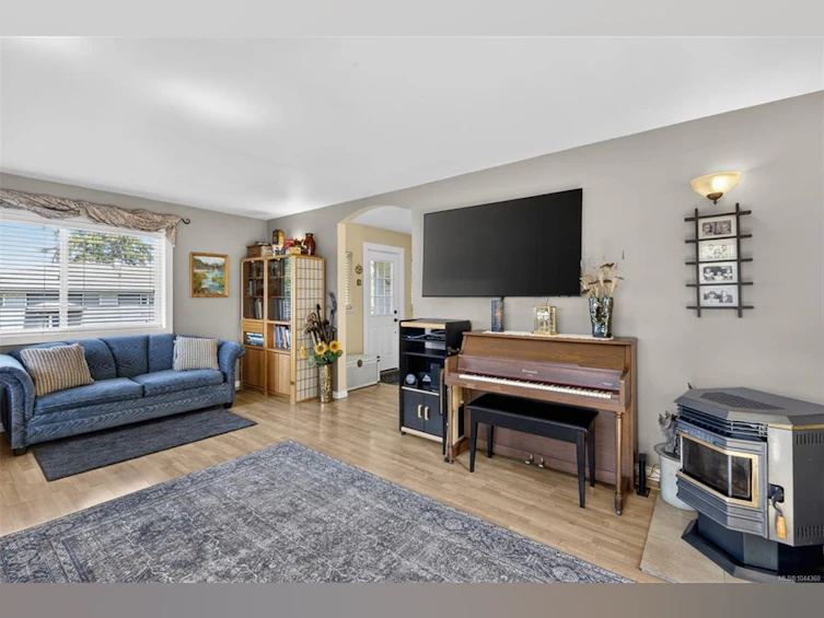 3475 Seacloud Road, Saltair, BC, V0R 1K2 - 7