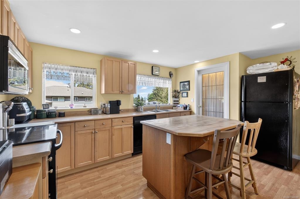 3475 Seacloud Road, Saltair, BC, V0R 1K2 - 10