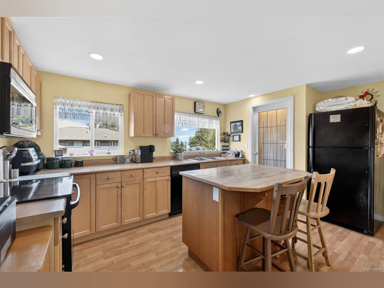 3475 Seacloud Road, Saltair, BC, V0R 1K2 - 10