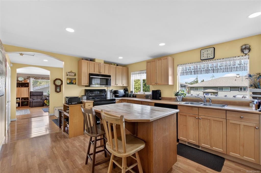3475 Seacloud Road, Saltair, BC, V0R 1K2 - 9