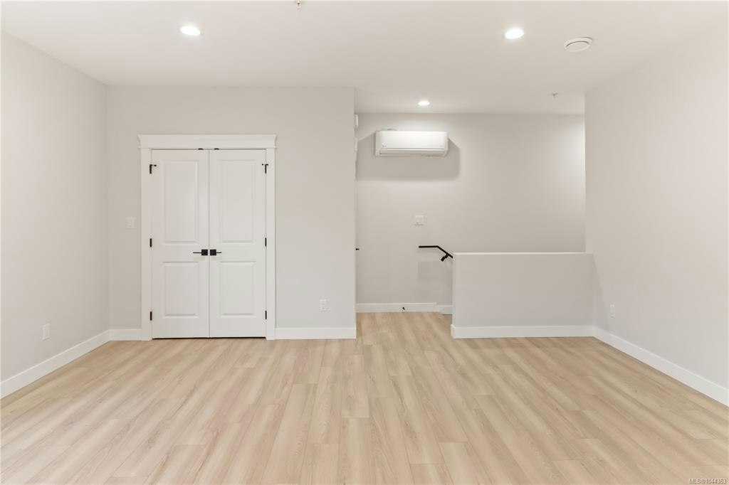 200-2188 Jingle Pot Road, Nanaimo, BC, V9R 6J2 - 14