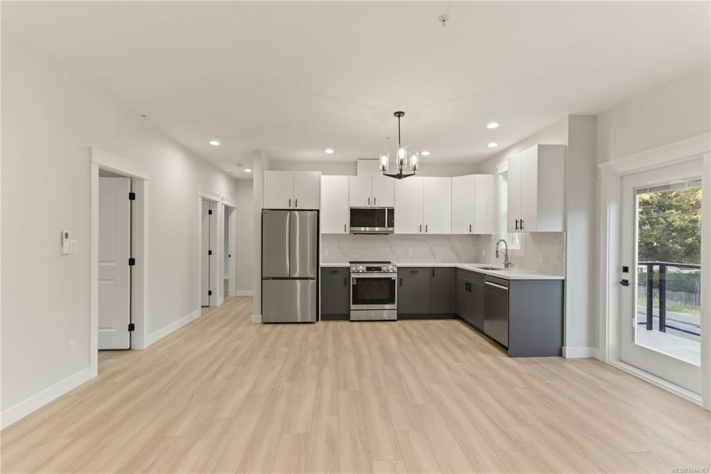 200-2188 Jingle Pot Road, Nanaimo, BC, V9R 6J2 - 6