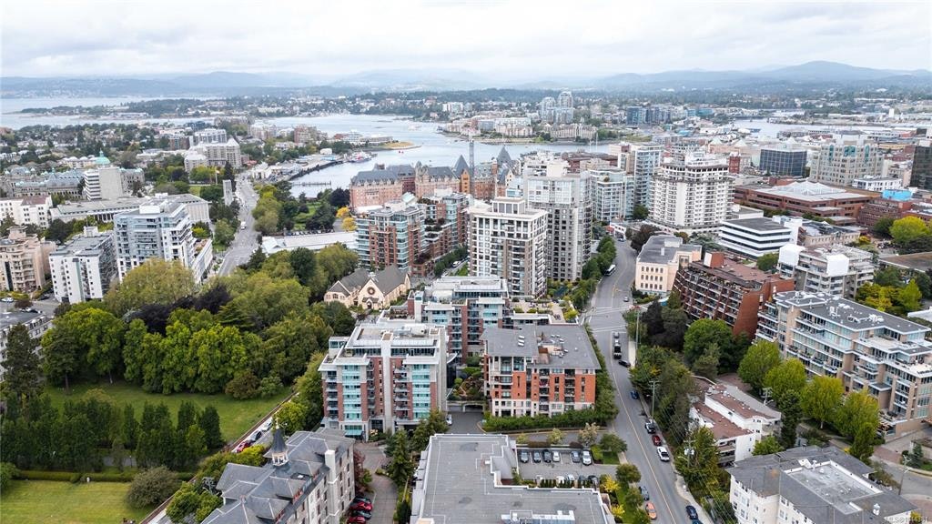 A209-810 Humboldt Street, Victoria, BC, V8V 5B1 - 40