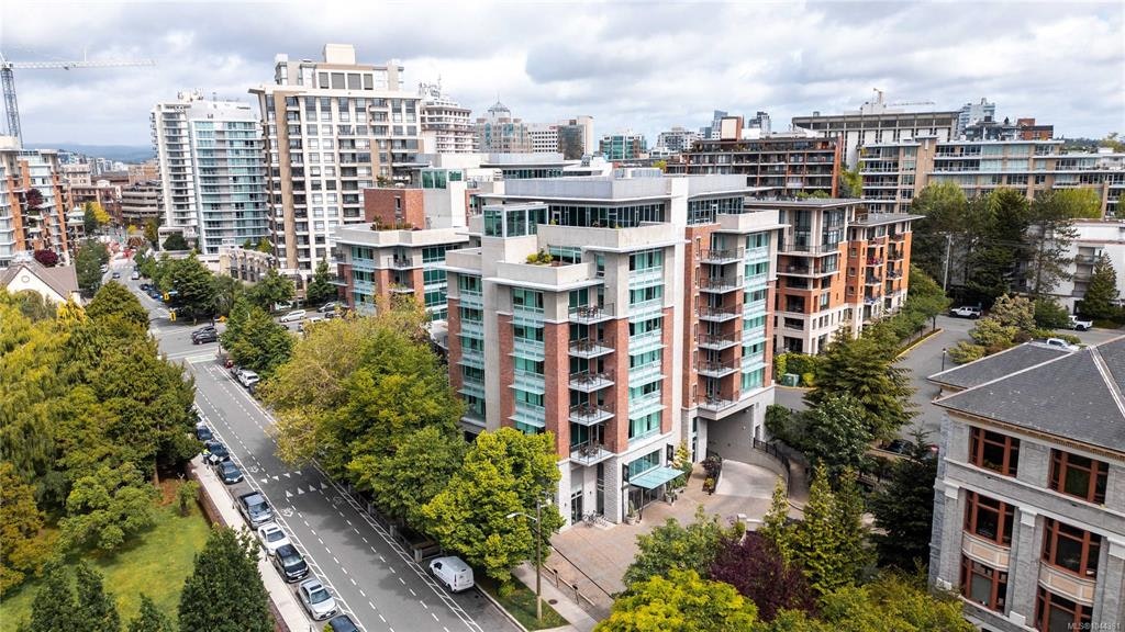 A209-810 Humboldt Street, Victoria, BC, V8V 5B1 - 3