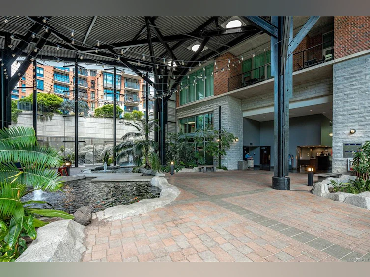 A209-810 Humboldt Street, Victoria, BC, V8V 5B1 - 21