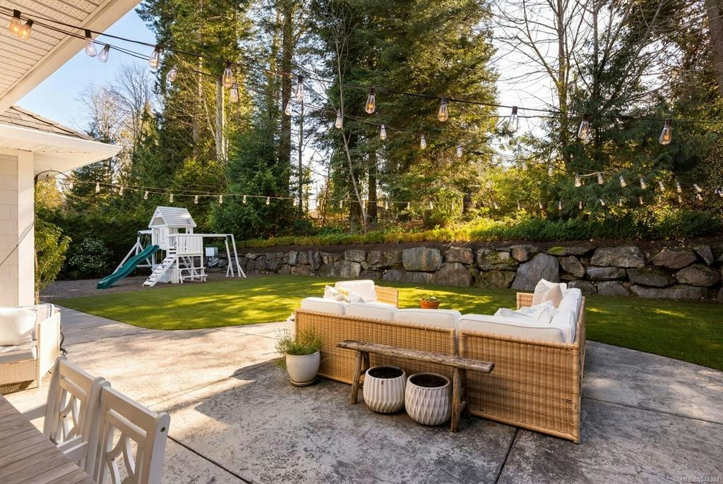 1701 Texada Terrace, North Saanich, BC, V8L 6B1 - 42
