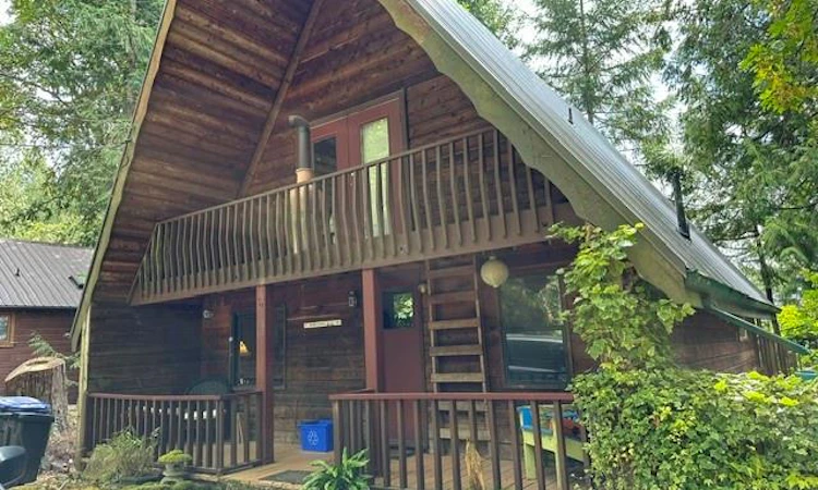 1087 Chappel Place