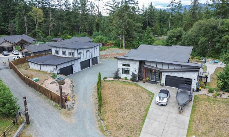 3211 Pinder Place