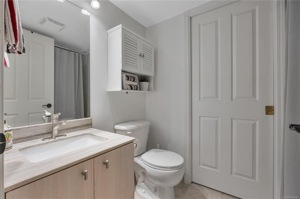 204-770 Poplar Street, Nanaimo, BC, V9S 2H6 - 25
