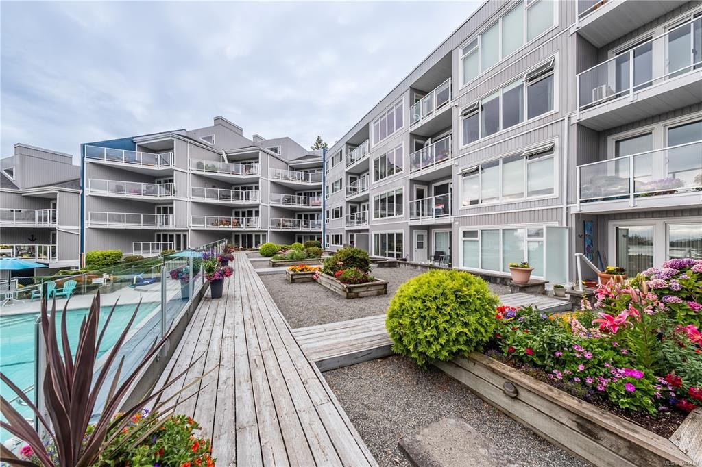 112-2562 Departure Bay Road, Nanaimo, BC, V9S 5P1