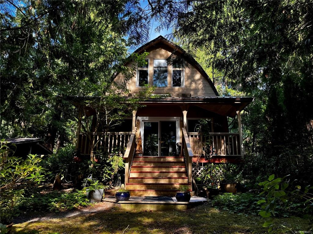 387 Lyngail Place, Gabriola Island, BC, V0R 1X1