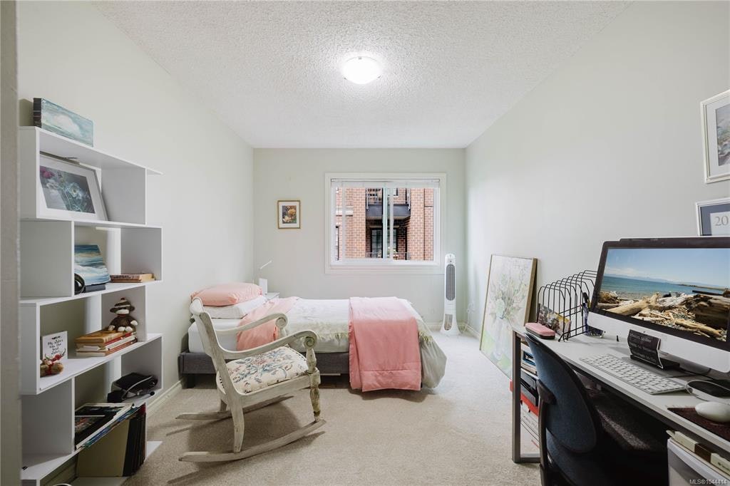 303-1031 Burdett Avenue, Victoria, BC, V8V 3G9 - 20